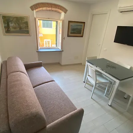 Διαμέρισμα Antonella House, *